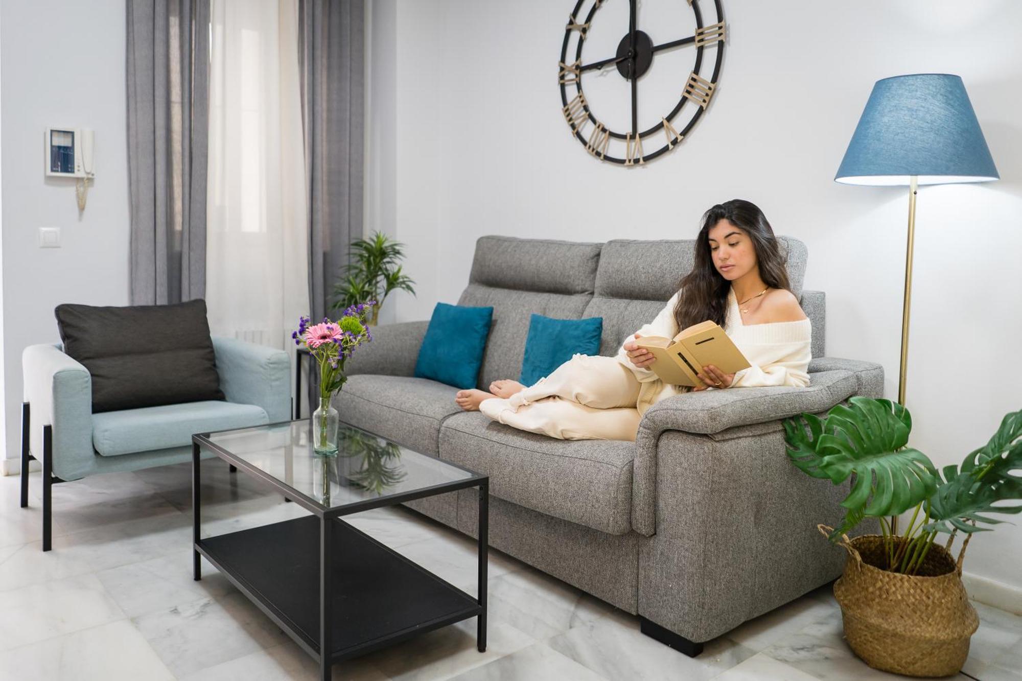 Apartamento Triana Deluxe Con Patio Privado Sevilla Dış mekan fotoğraf