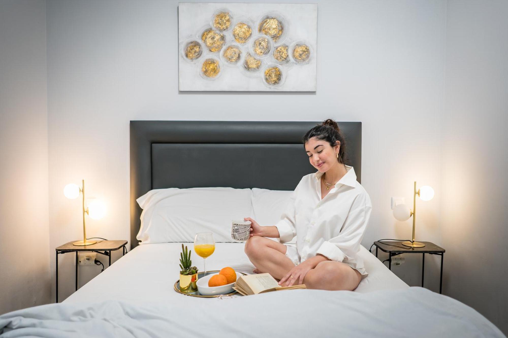 Apartamento Triana Deluxe Con Patio Privado Sevilla Dış mekan fotoğraf